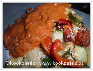 kookpassie.be - Kipfilet met mascarpone saus, courgette en rode paprika
