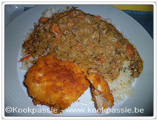 kookpassie.be - Restje saus van blanquette de veau, restje rijst De Lange muur en champignon kipppenburger