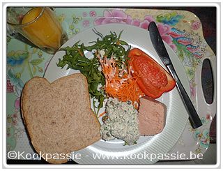 kookpassie.be - Speltbrood met paté en gerookte zalmsla