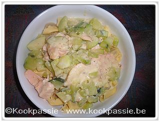 kookpassie.be - Zalm met courgette en kruidenkaas met pasta