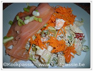 kookpassie.be - Koude schotel: penne, roze garnaal, gerookte zalm, tomaat, gebakken groene asperges met look en faiselle als saus (2 dagen)