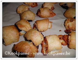 kookpassie.be - 632 - Bouchés au jambon - 612 - Croustade de boudin noir aux raisins et poire