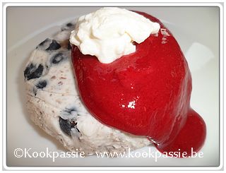 kookpassie.be - Yoghurt - Yoghurtijs met noten en vruchten