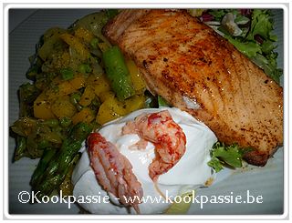 kookpassie.be - Zalm met groene asperges, gele paprika, erwtjes en couscous