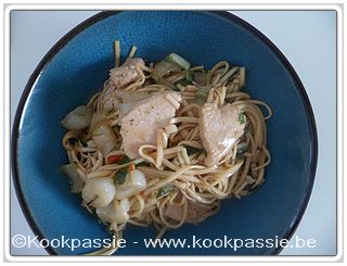 kookpassie.be - Oosterse wokmie met paksoi en gember