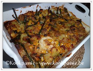 kookpassie.be - Zeevruchten - Ovenschotel met venusschelpen, groene asperges, aardappelen, spek en maïs