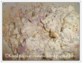 kookpassie.be - Beleg - Tonijndipsaus met cajunkruiden - met ontvette gekookte ham ipv tonijn