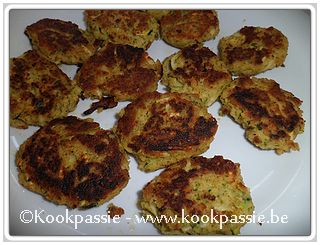 kookpassie.be - Kikkererwten - Kikkererwten-peterselieburgers met kruidendip