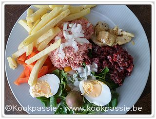 kookpassie.be - Koude schotel met prépare (Mengeling Colruyt : Filet Americain + beried gehakt tartaar) en frietjes