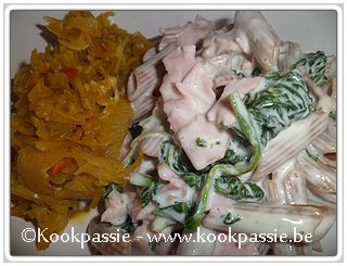 kookpassie.be - Spelt penne met wat spinazie en ham kaassaus