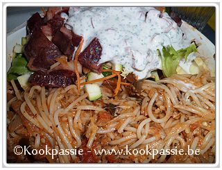 kookpassie.be - Restje tonijn en aubergine en - begin van saladeweek - dus salade