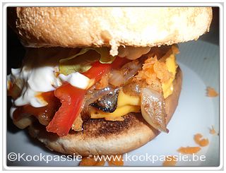 kookpassie.be - Home Made cheeseburger