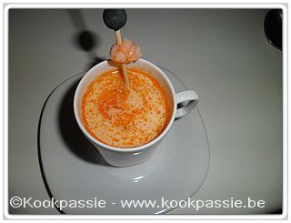 kookpassie.be - Varia - Thaise soep met kokosmelk, scampi en citroengras