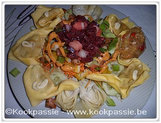 kookpassie.be - Pasta (Makro) opgevuld met parmahesp en rauwe groenten