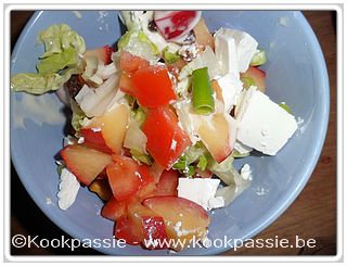 kookpassie.be - Salade, tomaat, kaas, nootjes en pruim