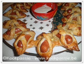 kookpassie.be - Kerstkrans van knakworsten en bladerdeeg 1/2