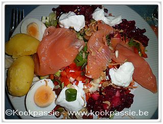 kookpassie.be - Rauwe groenten met gerookte zalm