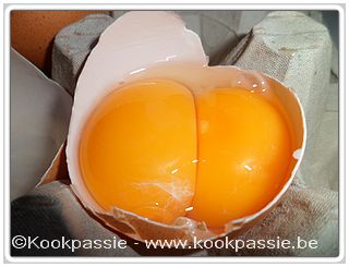 kookpassie.be - Advocaat -> eigelen, en vandaag ook koekjes -> eiwit ;-) - 4 Dubbele eigelen XL eitjes