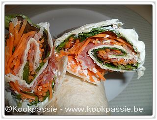 kookpassie.be - Wrap met verse kaas, sla, geraspte wortel en rauwe ham