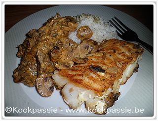 kookpassie.be - Gebakken kabeljauw met rijst en gebakken champignons met look, peterselie en 3 el zure room (Lidl)
