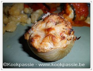 kookpassie.be - Ui - Baked stuffed onions with sun-dried tomatoes (cipolle ripiene gratinate)