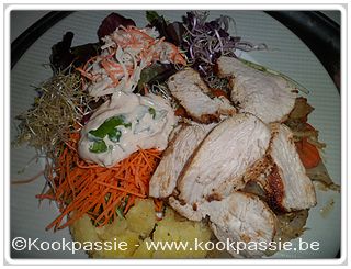 kookpassie.be - Kalfsvlees met worteltjes, chinese kool, rauwe groenten en gekookte aardappelen