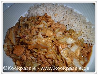 kookpassie.be - Chili-honingkip uit de wok met spitskool
