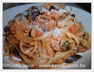 kookpassie.be - Penne - Penne aux aubergines, tomates fraîches, mozzarella et basilic