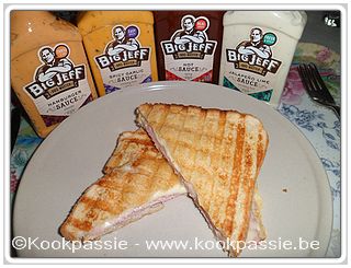 kookpassie.be - Croque monsieur met Action sausjes (hamburger, Spicy garlic,  Hot, Jalapeno Lime Sauces