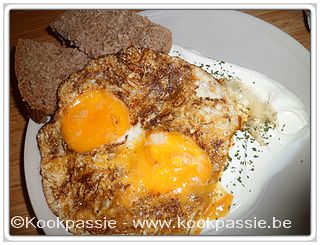 kookpassie.be - Turkse eieren met Griekse yoghurt
