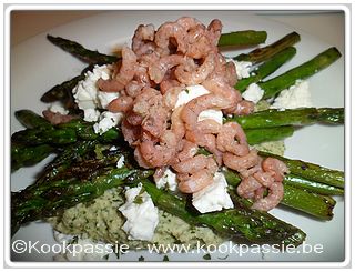 kookpassie.be - Groene asperges met cashewnotensaus en feta (Pascale Naessens)