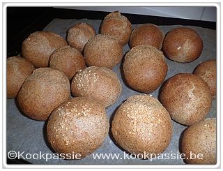 kookpassie.be - Luchtige broodjes (Pascale Naessens) 1/2