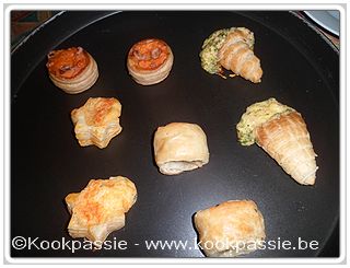 kookpassie.be - Lidl Delicieux: Aperitief hapjes: Met kaas en ham, Garnalen, Gerookte zalm, Worstenbroodje 1/2