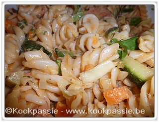 kookpassie.be - Spirelli Mieke met courgette, wortel, gerookte zalm, …