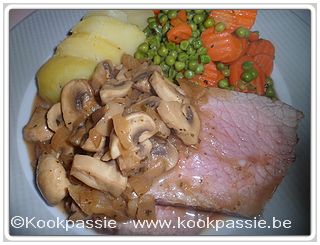 kookpassie.be - Kalfsgebraad met wortelen en saus met salie (Jeroen Meus)