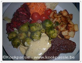 kookpassie.be - Paardesteak met bearnaise, aardappelblokjes en spruitjes