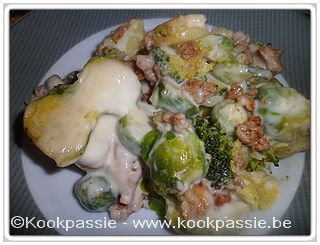 kookpassie.be - Broccoli en spruitjesovenschotel met kippengehakt