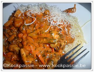 kookpassie.be - Mosselen en mantelschepjes met capellini diabolique maison