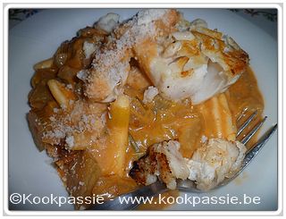 kookpassie.be - Gebakken kabeljauw met Knorr kreeftenblikje aangelengd met melk, gestoofde prei en pasta