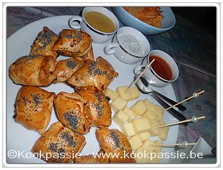 kookpassie.be - Kip - Kip bites Xfaatje