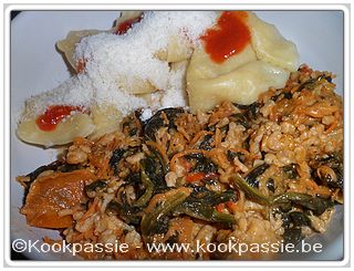 kookpassie.be - Pasta met restje uit vriezer (kippengehakt, spinazie, wortelen)