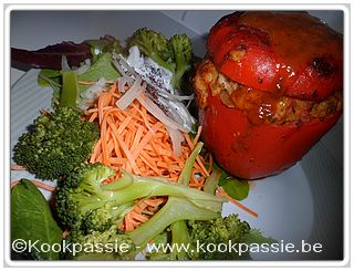 kookpassie.be - Gevulde paprika met kippengehakt