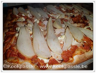 kookpassie.be - Pizza met restje kip, peer en feta