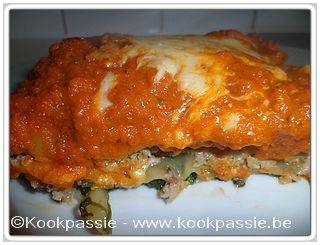 kookpassie.be - Deegwaren - Lasagne met champignons, noten, spinazie, kalfvlees en wortel-tomatensaus (3 dagen)