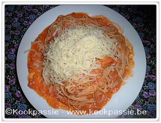 kookpassie.be - Cappelini met Mana bolognaise saus, room, look, sambal